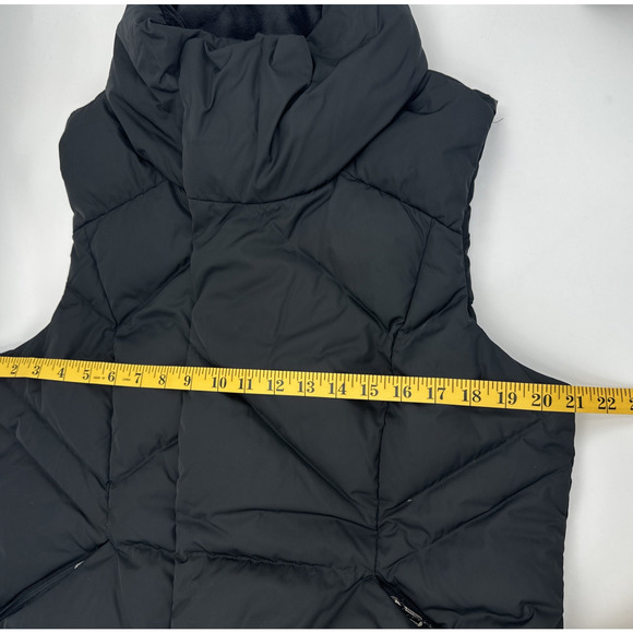 Under Armour Storm Down Vest Women L Black High Neck 1342793 Mid Length - Picture 9 of 9